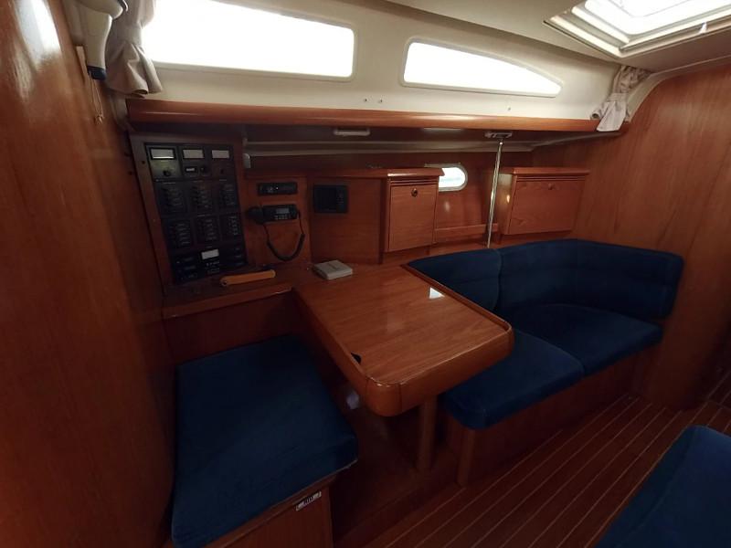 Book yachts online - sailboat - Sun Odyssey 43 - SUNO - rent