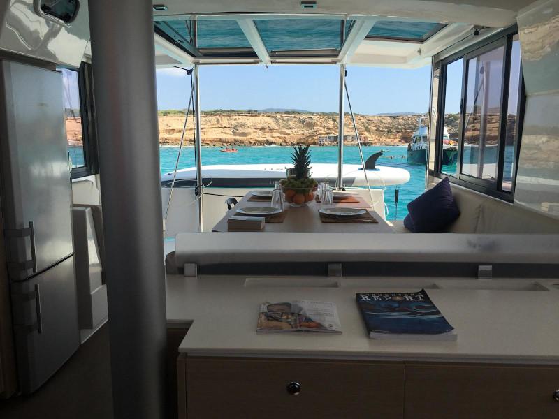 Book yachts online - catamaran - Bali 4.0 - DAENERYS - rent