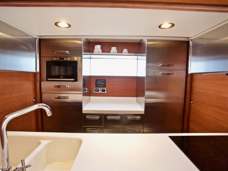 Book yachts online - motorboat - Aicon 75 - Lutetia - rent