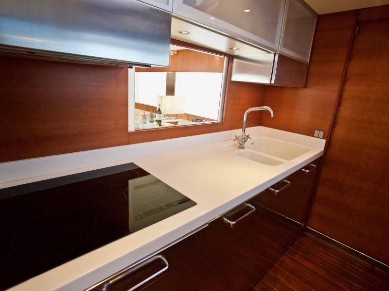 Book yachts online - motorboat - Aicon 75 - Lutetia - rent