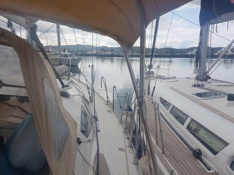 Book yachts online - sailboat - Elan 434 - Rebekka - rent