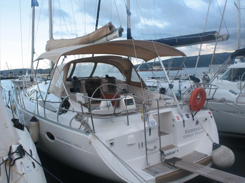 Book yachts online - sailboat - Elan 434 - Rebekka - rent
