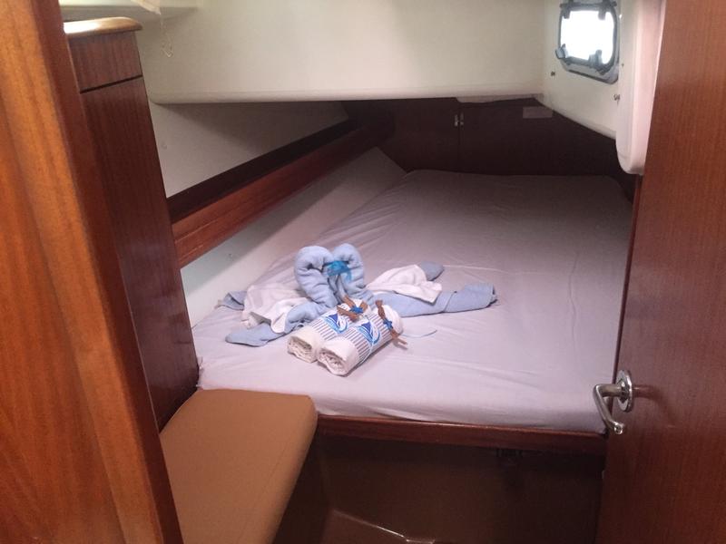 Book yachts online - sailboat - Bavaria 44 - Bavaria 44 (2003) - rent