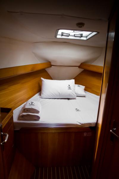 Book yachts online - sailboat - Feeling Kirie 39 - GAMMA  - rent