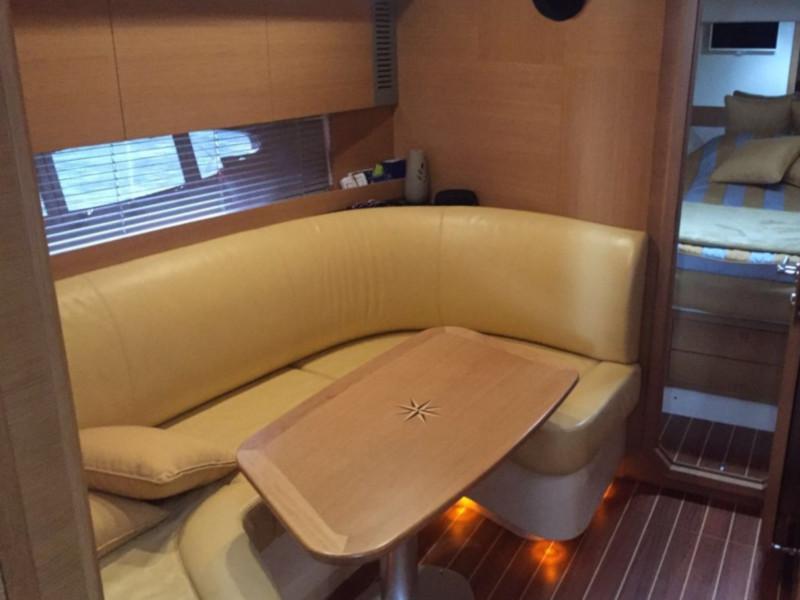 Book yachts online - motorboat - Blu Martin 46 ST - Gilda - rent