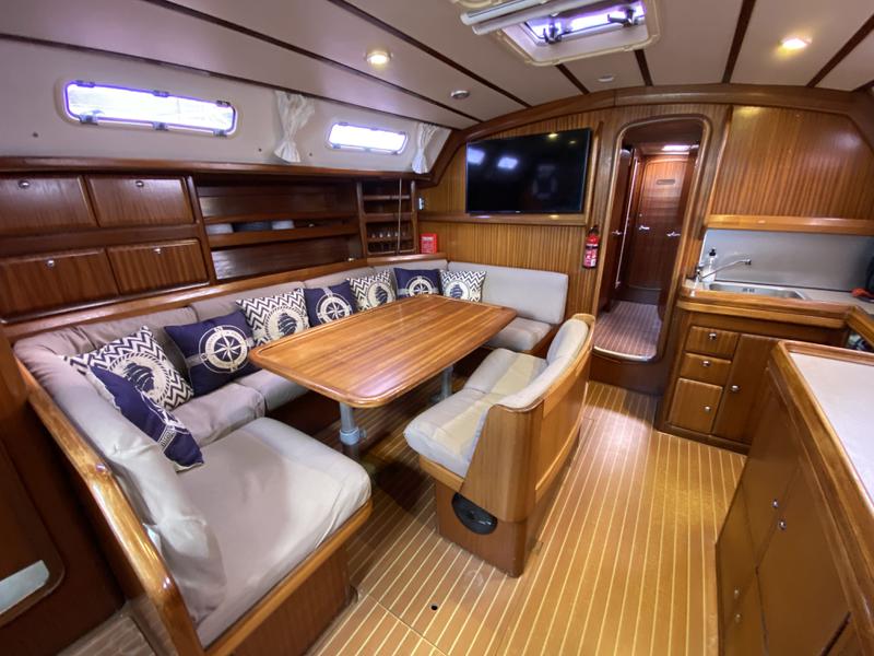 Book yachts online - sailboat - Bavaria 50 - Perla (FREE WIFI) - rent