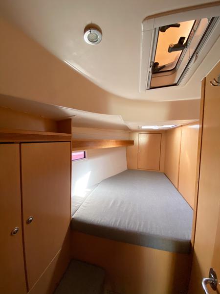 Book yachts online - sailboat - Bavaria 45 Cruiser - Ptitza (!!!from Monday. FREE WIFI) - rent