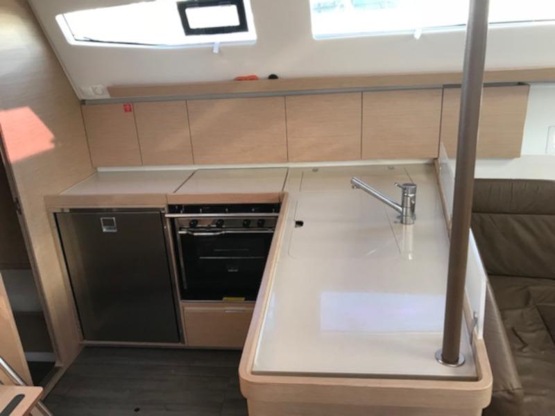 Book yachts online - sailboat - Elan 45 Impression - Alpha - rent
