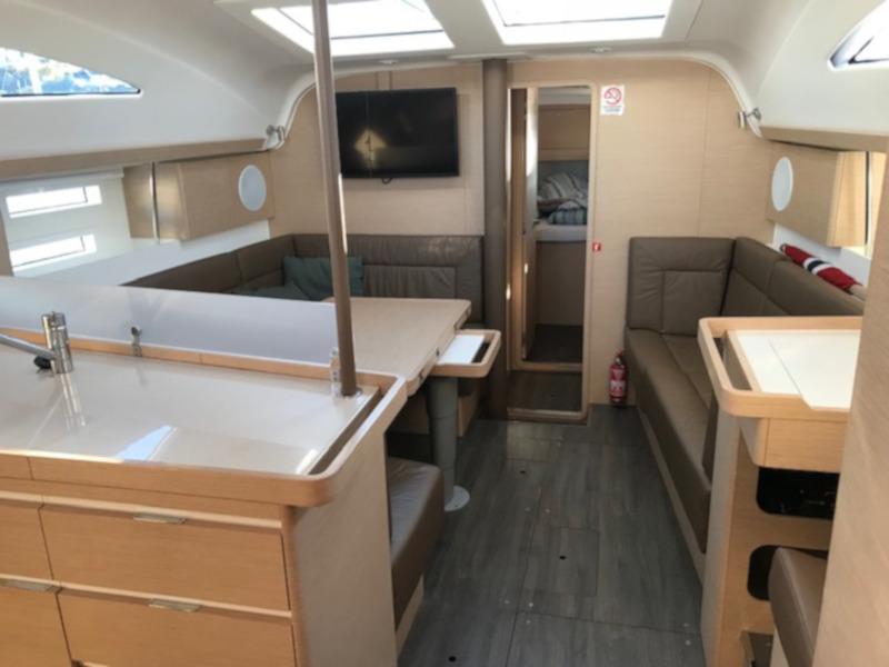 Book yachts online - sailboat - Elan 45 Impression - Alpha - rent