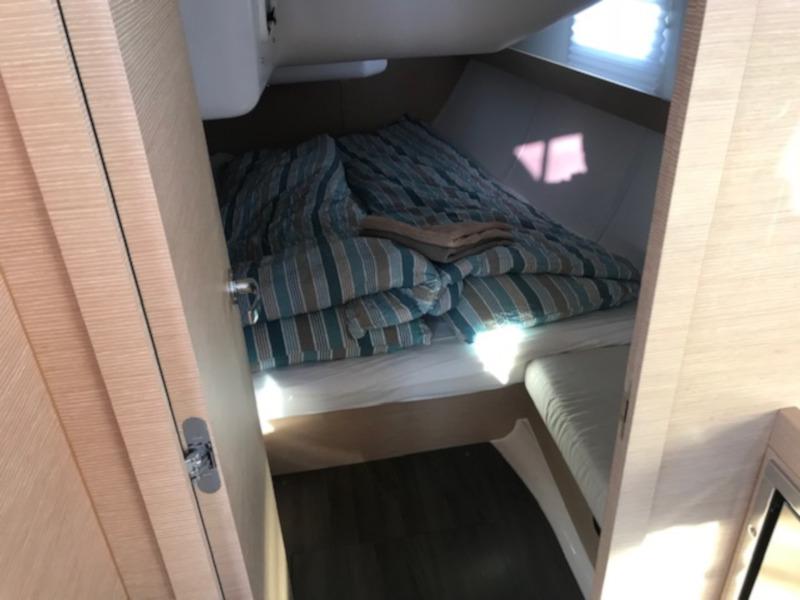 Book yachts online - sailboat - Elan 45 Impression - Bravo - rent