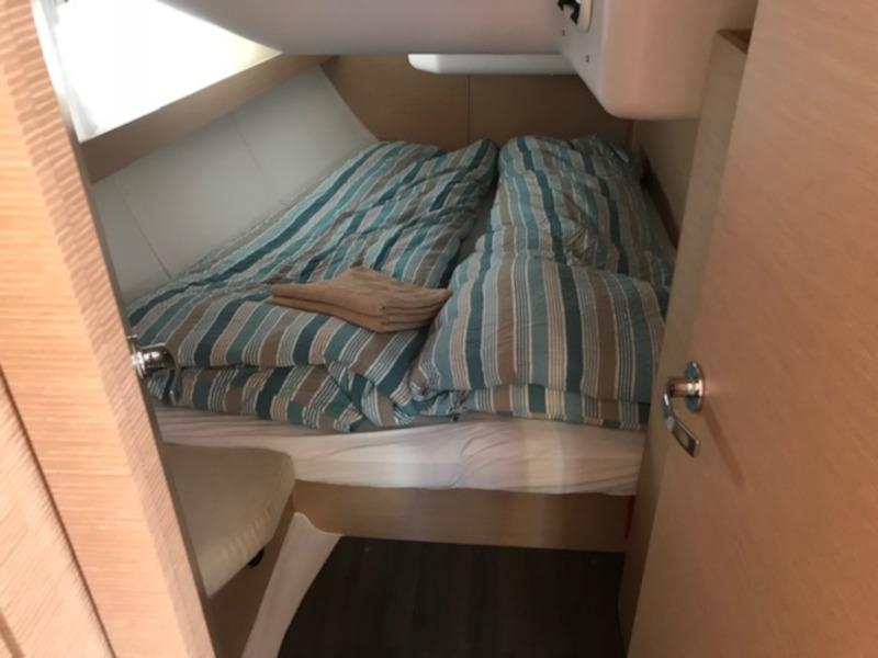 Book yachts online - sailboat - Elan 45 Impression - Delta - rent