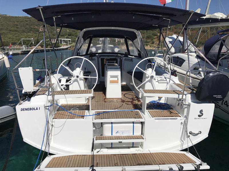 Book yachts online - sailboat - Oceanis 38.1 - Denebola I - rent