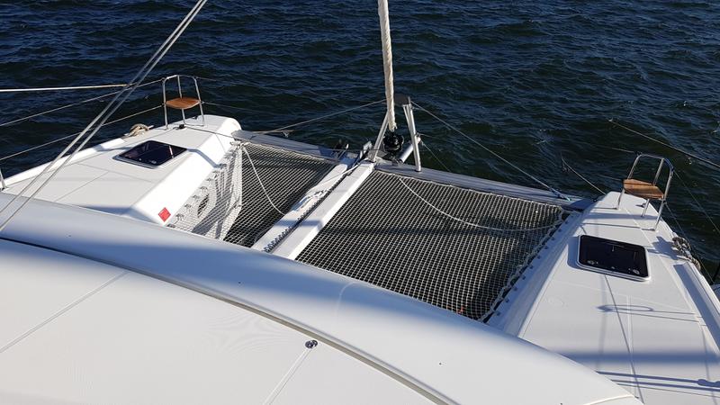 Book yachts online - catamaran - Lagoon 42 - Beta Serpentis (A/C, WM, Generator, Inverter) - rent