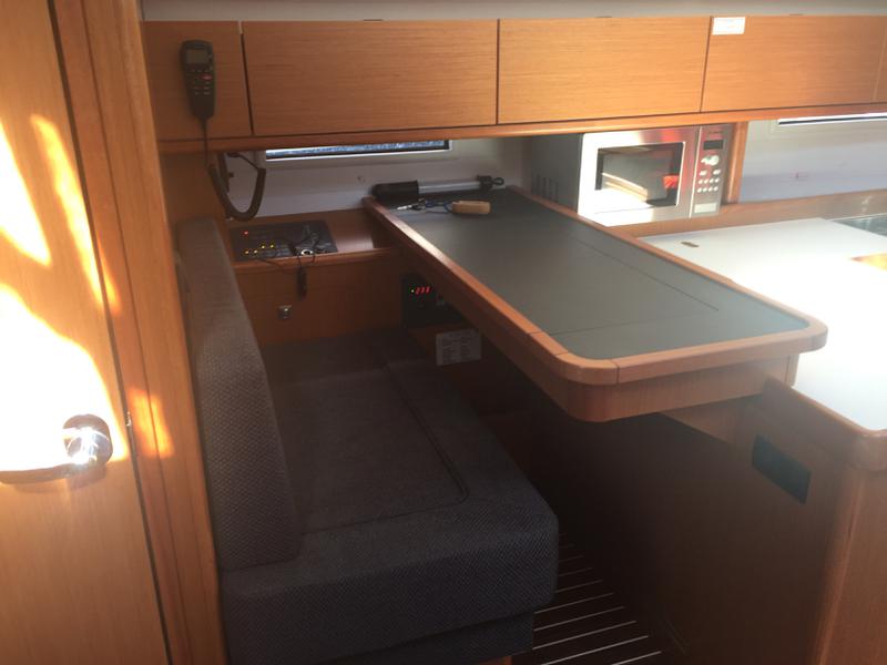 Book yachts online - sailboat - Bavaria Cruiser 51 - Shiba - rent