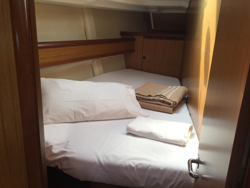 Book yachts online - sailboat - Sun Odyssey 45 08 - Sargas - rent