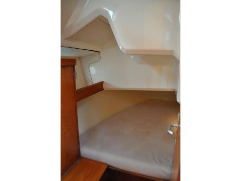 Book yachts online - sailboat - Sun Odyssey 33 - Tomy - rent