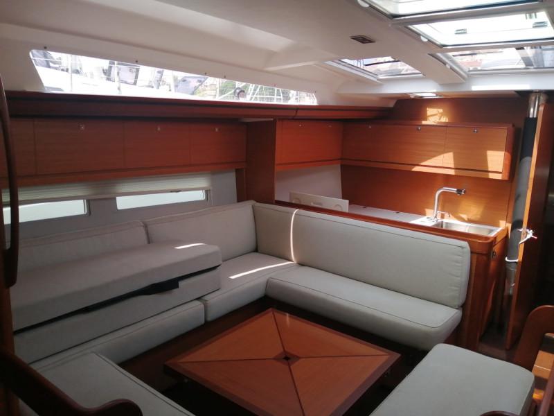 Book yachts online - sailboat - Dufour 520 Grand Large - Moscow Mule - rent