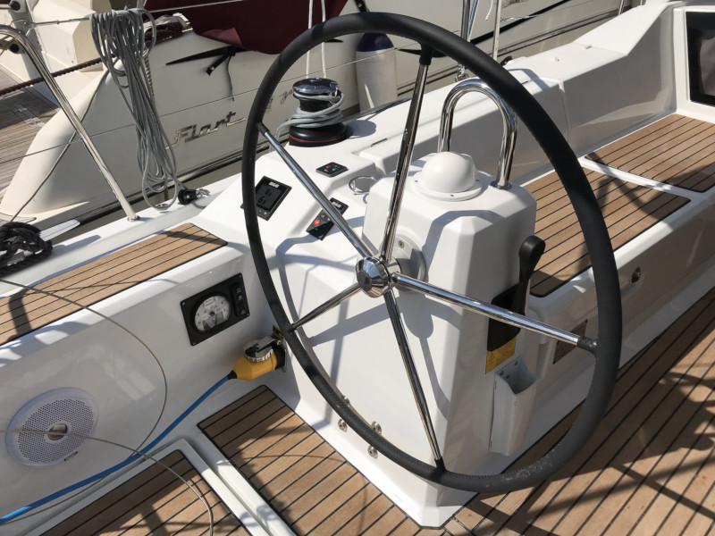 Book yachts online - sailboat - Oceanis 41.1 - Artica - rent