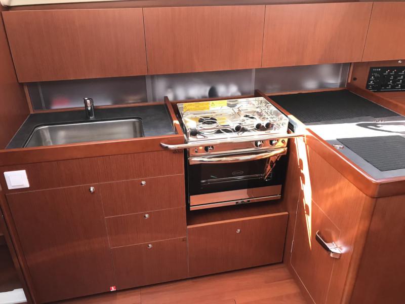 Book yachts online - sailboat - Oceanis 41.1 - Artica - rent