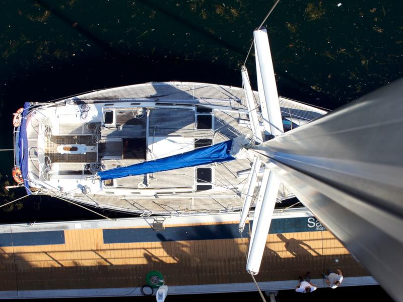 Book yachts online - sailboat - Beneteau Oceanis 500 - Lua - rent