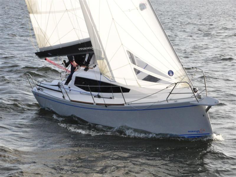 Book yachts online - sailboat - Maxus evo 24 Prestige - TAMLIN - rent