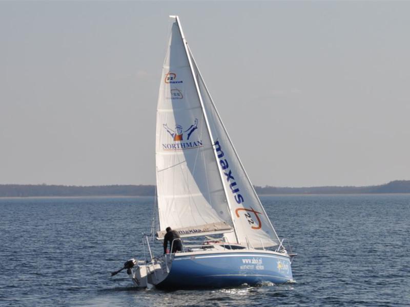 Book yachts online - sailboat - Maxus 22 Prestige - KEFISO - rent