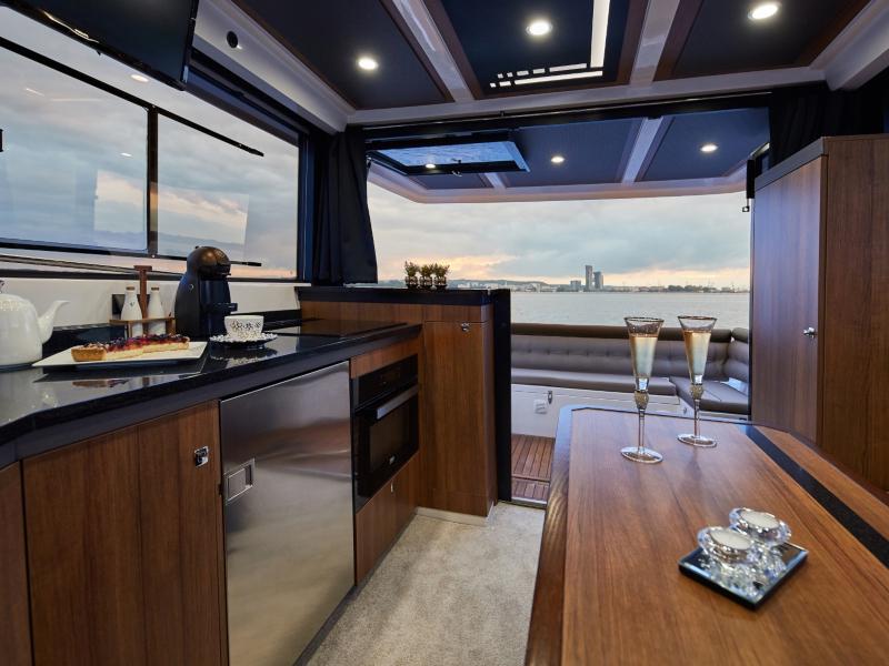 Book yachts online - motorboat - Northman 1200 - MARINA - rent