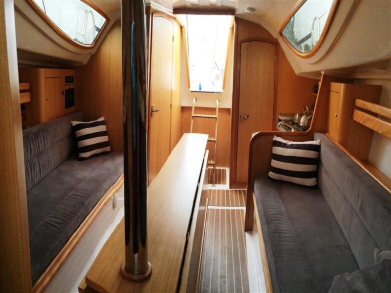 Book yachts online - sailboat - Maxus 28 Standard - NAKSOS - rent