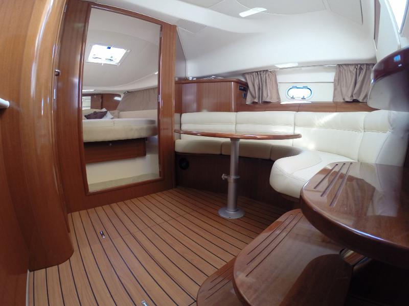Book yachts online - motorboat - Prestige 34 - GOA 4 - rent