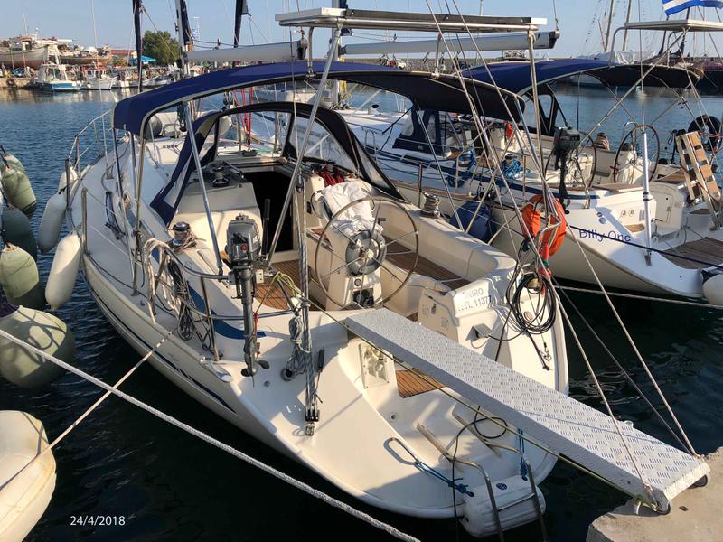 Book yachts online - sailboat - Bavaria 38 - Oniro - rent