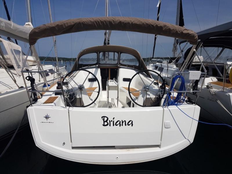 Book yachts online - sailboat - Sun Odyssey 349 - Briana - rent