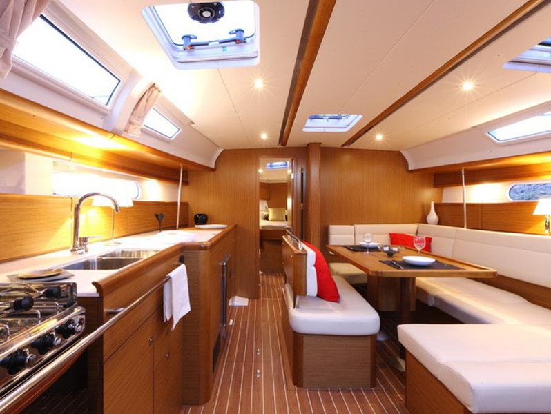 Book yachts online - sailboat - Sun Odyssey 44 i - Kapirinja - rent