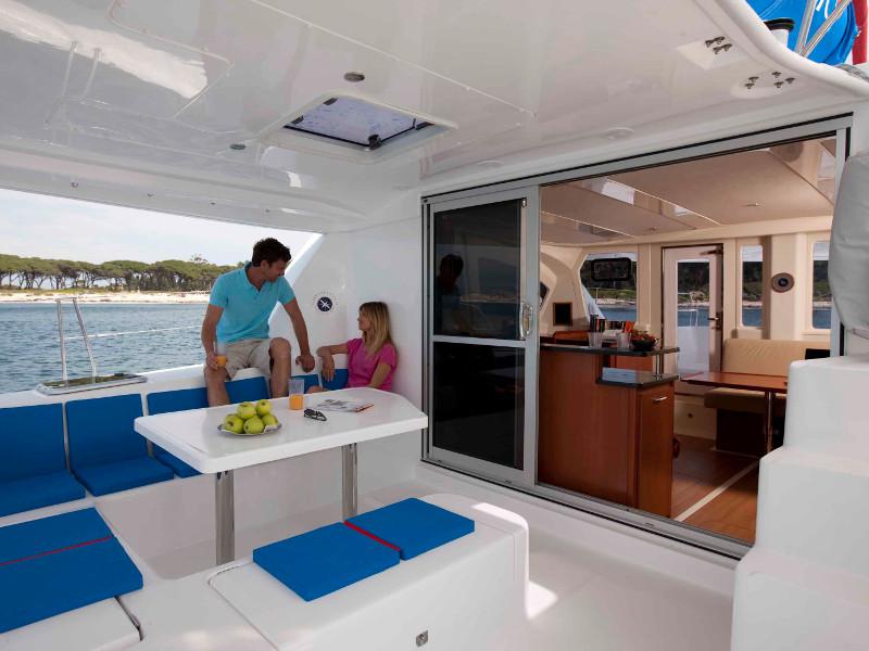 Book yachts online - catamaran - Sunsail 444 - Sunsail 444 (2014) - rent