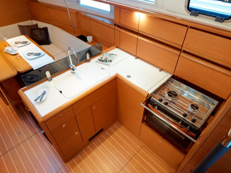 Book yachts online - sailboat - Sunsail 38/2 - Sunsail 38/2 (2015) - rent