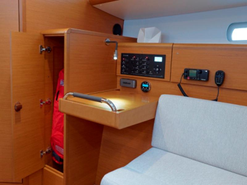 Book yachts online - sailboat - Sunsail 38/2 - Sunsail 38/2 (2015) - rent