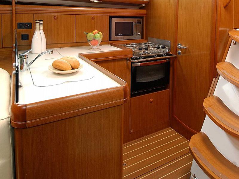 Book yachts online - sailboat - Sunsail 36i - Sunsail 36i (2011) - rent