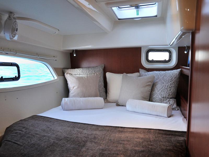 Book yachts online - catamaran - Sunsail 444 - Sunsail 444 (2014) - rent