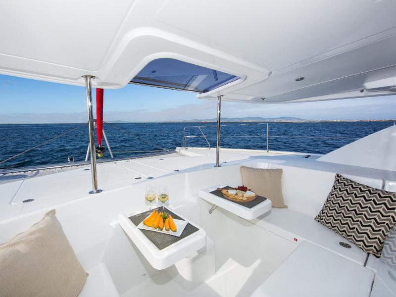 Book yachts online - catamaran - Sunsail 444 - Sunsail 444 (2015) - rent