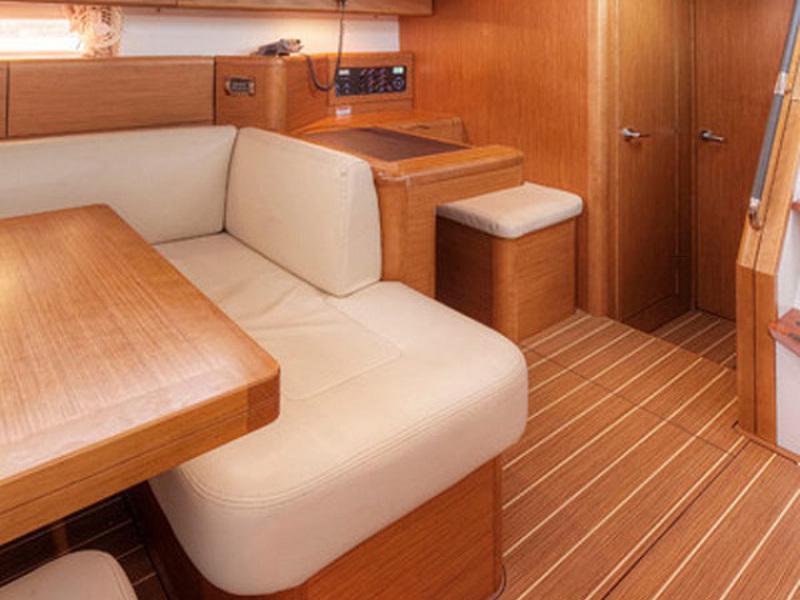 Book yachts online - sailboat - Sunsail 53 - Sunsail 53 (2011) - rent