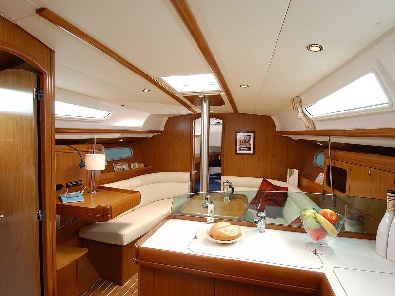 Book yachts online - sailboat - Sunsail 36i - Sunsail 36i (2011) - rent