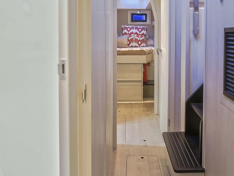 Book yachts online - catamaran - Sunsail 484 - Sunsail 484 (2016) - rent