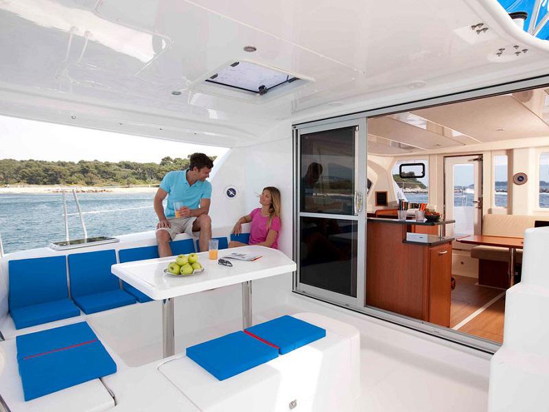 Book yachts online - catamaran - Sunsail 444 - Sunsail 444 (2016) - rent