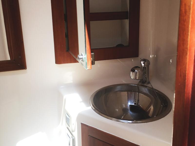 Book yachts online - sailboat - Salona 42 - Ramande - rent