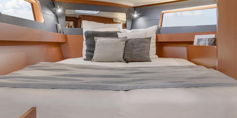Book yachts online - sailboat - Moorings 42.3 - Moorings 42.3 (2015) - rent