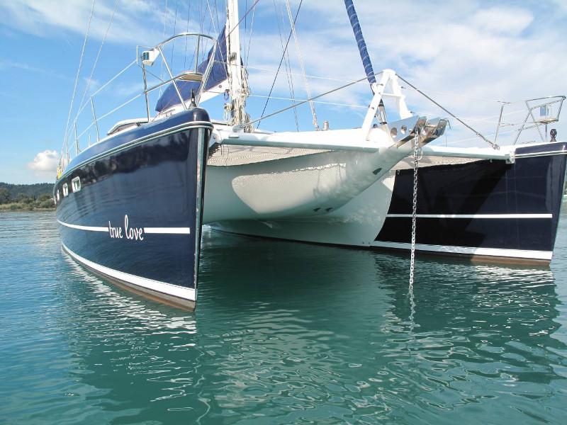 Book yachts online - catamaran - Privilege 495 - True Love - rent