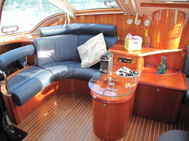 Book yachts online - catamaran - Privilege 495 - True Love - rent