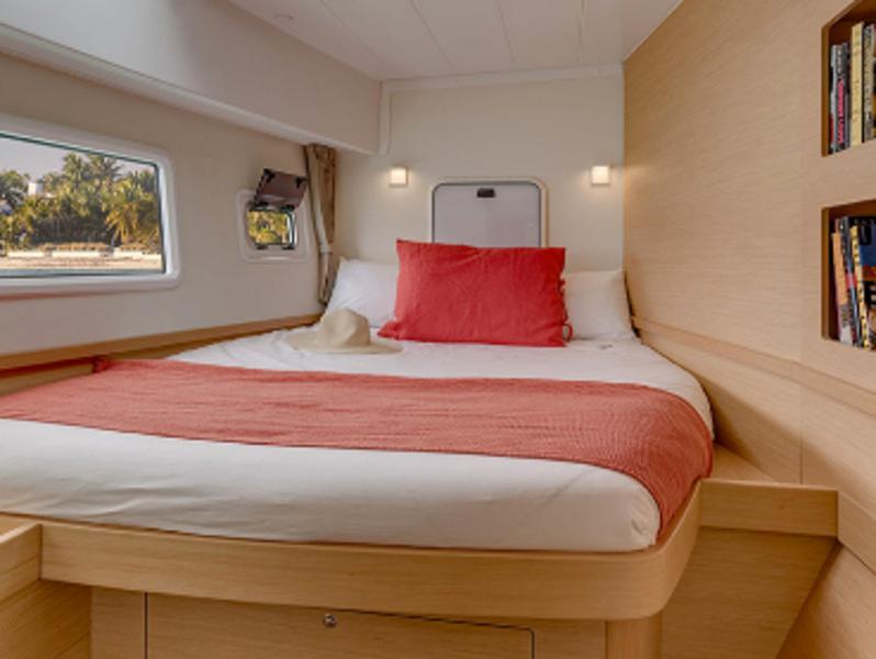 Book yachts online - catamaran - Lagoon 42 - Lagoon 42 Croatia - rent