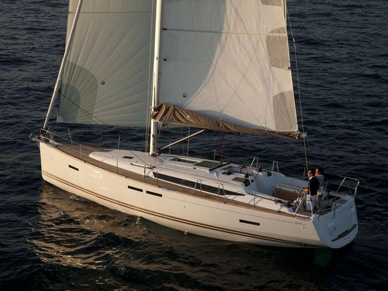 Book yachts online - sailboat - Sun Odyssey 439 - FREGATA - rent