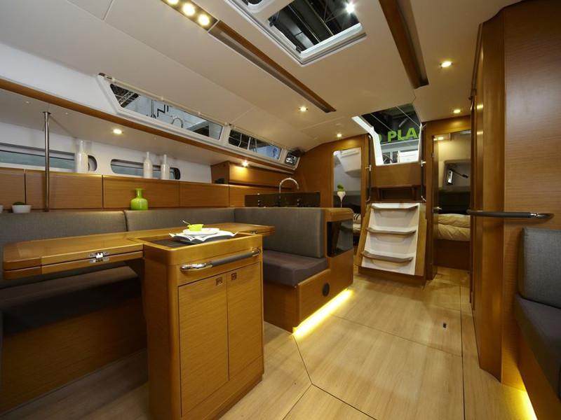 Book yachts online - sailboat - Sun Odyssey 439 - FREGATA - rent
