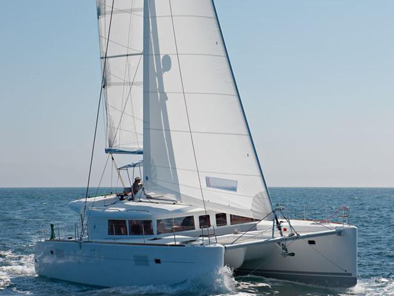 Book yachts online - catamaran - Skippered Lagoon 450 F - Lag45001 - rent